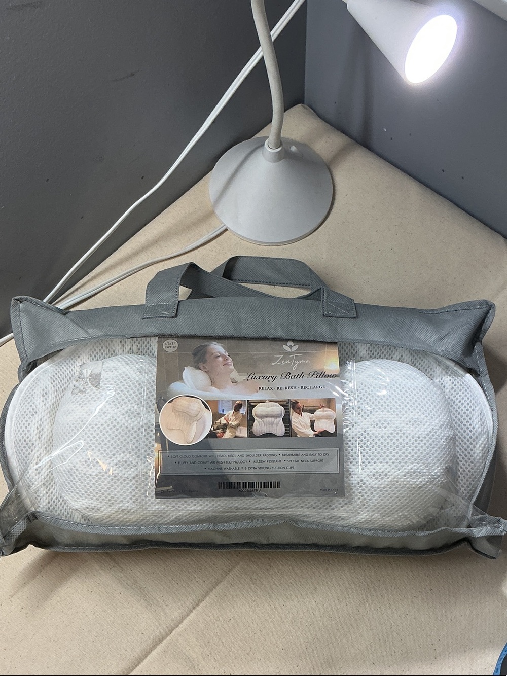 ZEN TYME Bath Pillow Set in White with Gray Carry Case